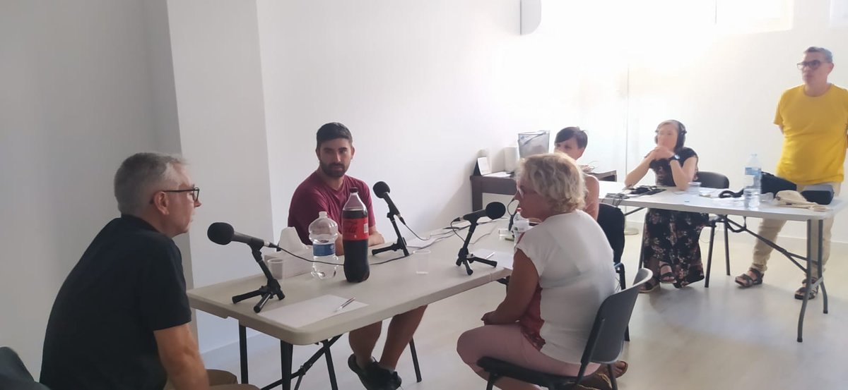 aspercamp's tweet photo. Aquest diumenge publiquem nou capítol dels podcast "Una manera diferente de ver el mundo" i seguim enregistrant gràcies al supor de #crearcomu i #obrasociallacaixa. El podreu escoltar a la nostra web https://t.co/itPnaWKca1, Spotify i la plataforma Ivoox. #podcastTEA #asperger https://t.co/kG5rYfLYgz