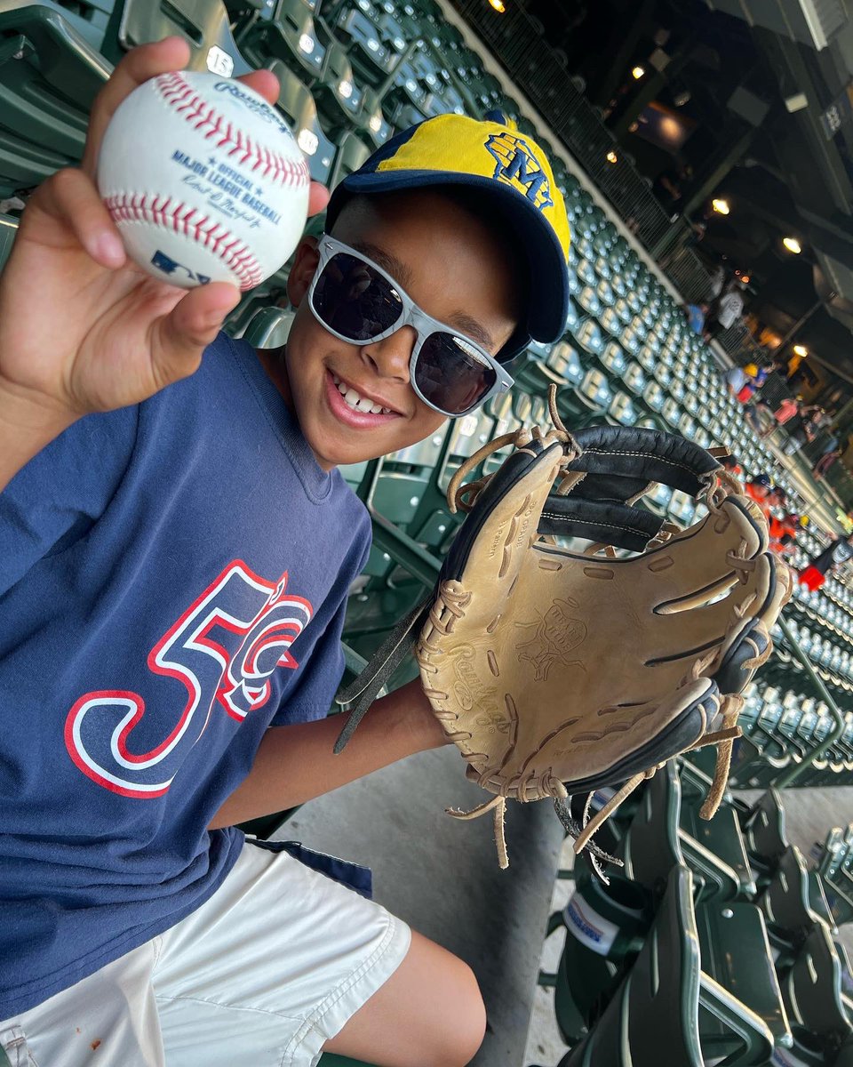 HillFabV's tweet photo. @benjoyce08 thx for sharing story about ur size in 7th. My son is the same way (small for age/grade). He’s fascinated with u and follows u as I’m a fellow #VFL. All the best with ur future in #MLB #HillFab5 #UTBaseball https://t.co/mHFrBONjls