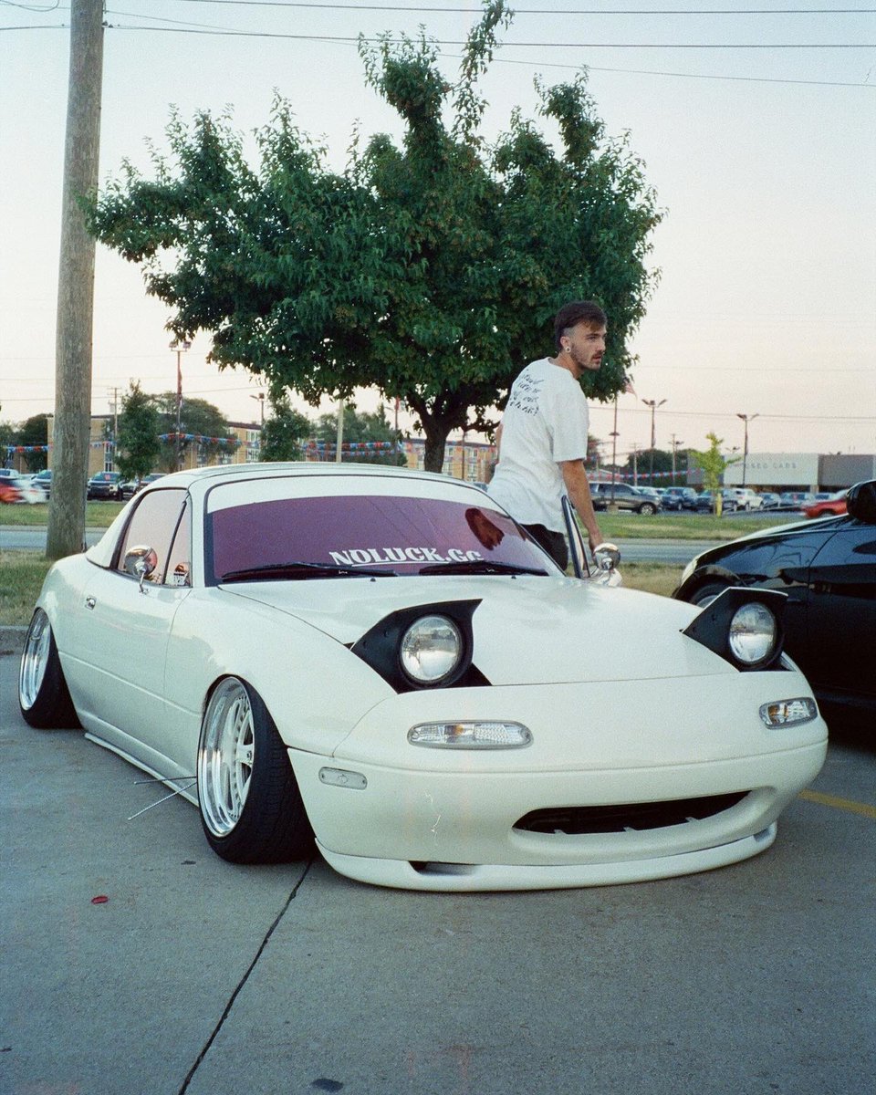 Hoppin out the jelly bean