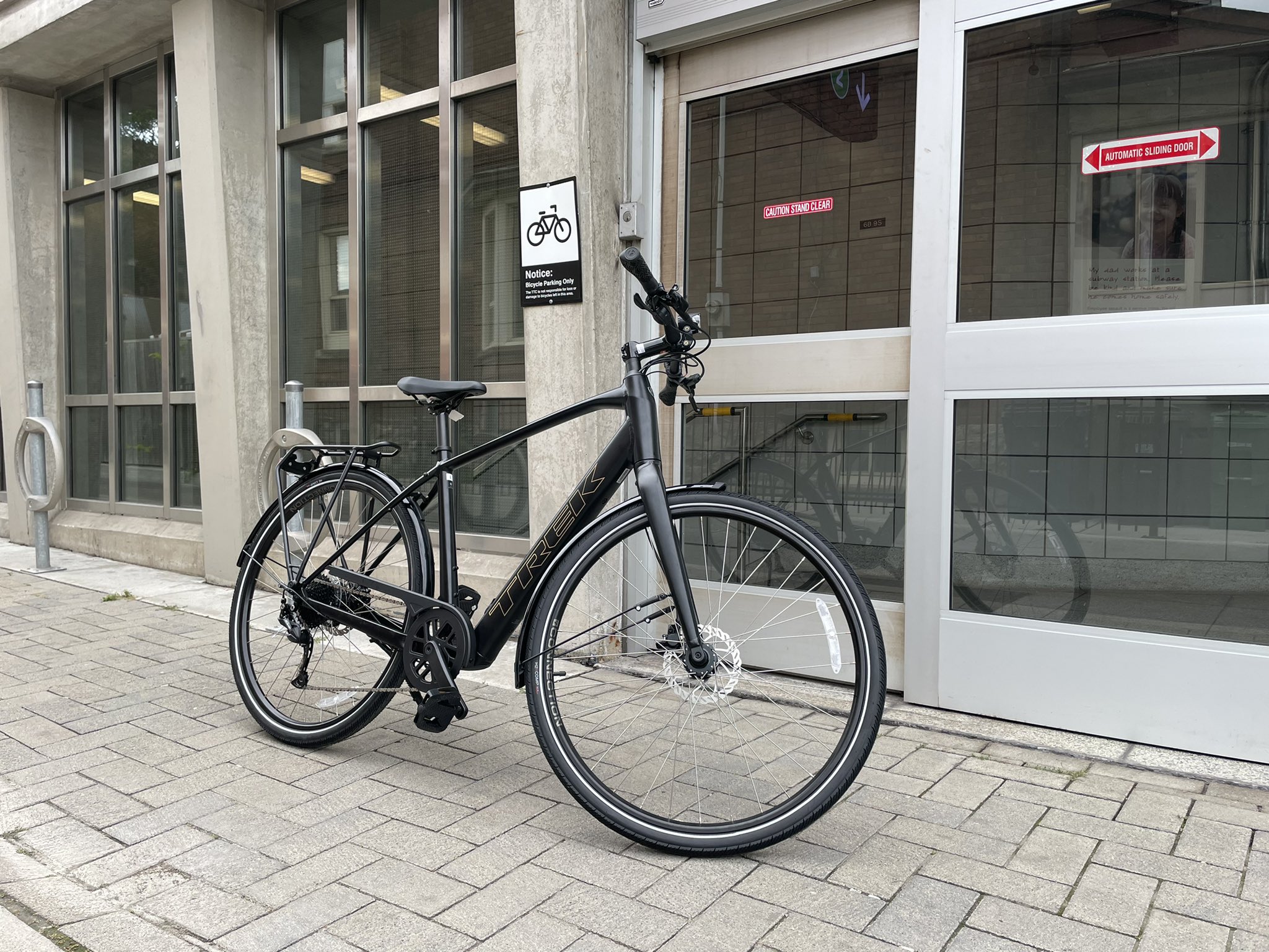 Specialized sirrus eq sales black top ltd