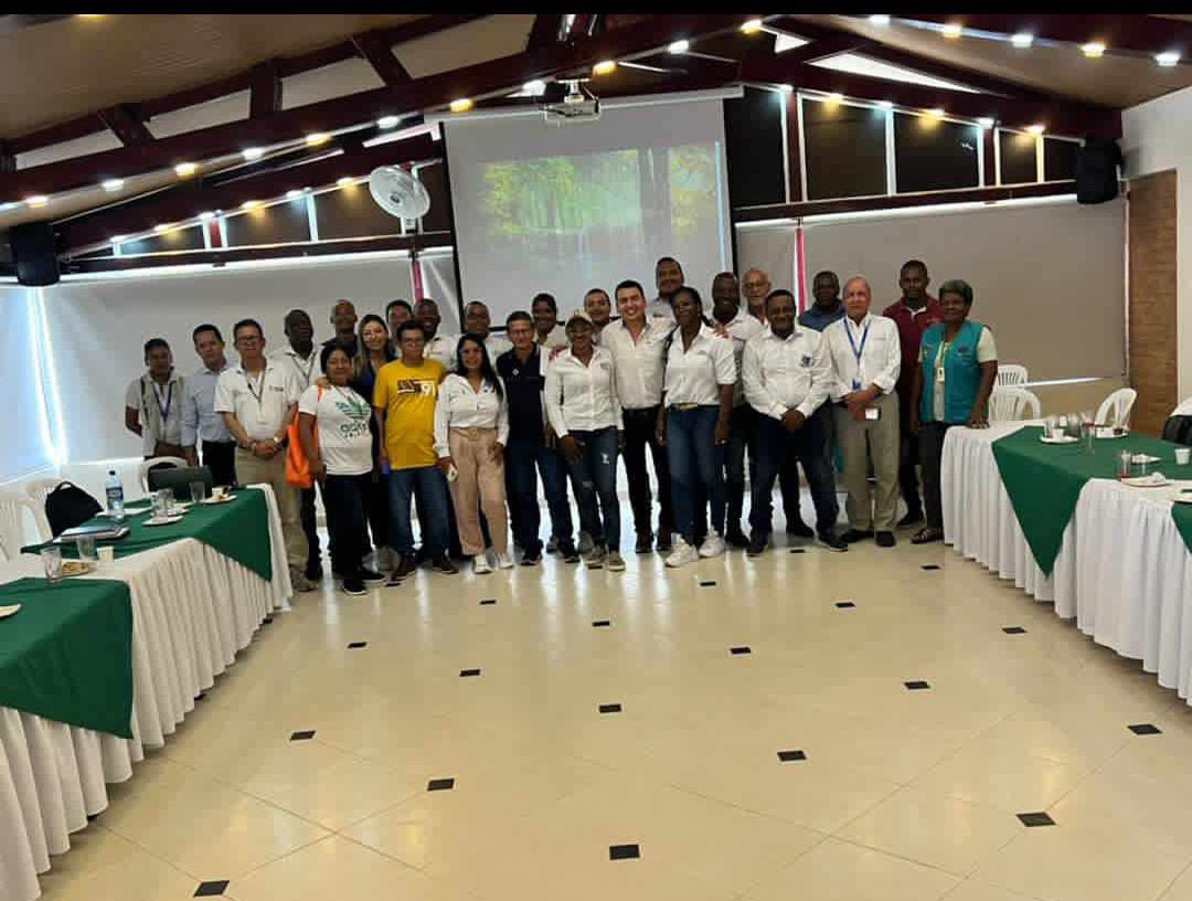 InNarino's tweet photo. La Gobernación de Nariño e Invest in Nariño acompañaron la reactivación del Consejo Departamental cacaotero,la reunión contó con la presencia del Gobernador y otros acotes importante.El apoyo está orientado a fortalecer el sector a través de la de la ruta de internacionalización. https://t.co/x8e4kz7NxC