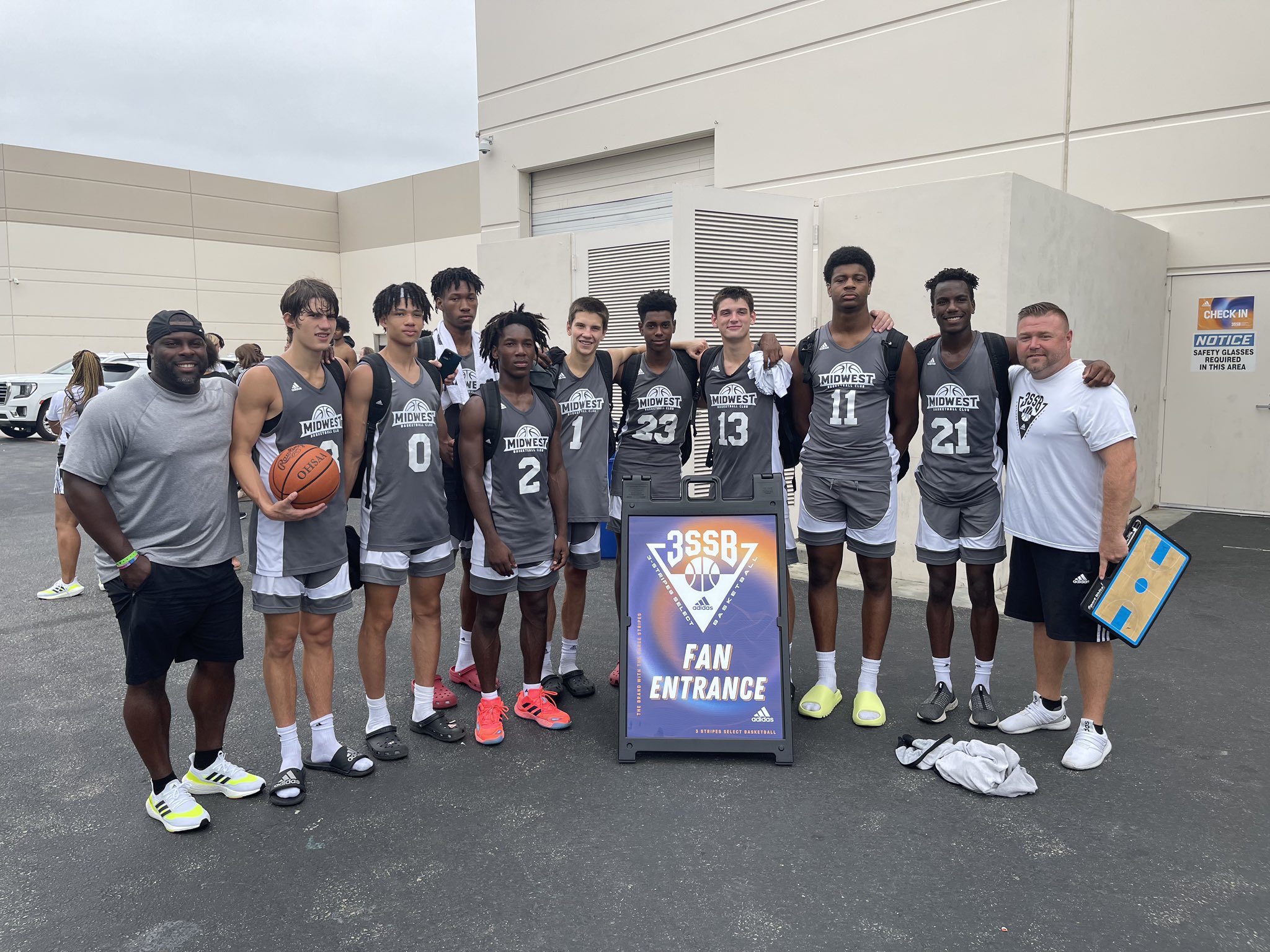 Midwest Basketball Club on Twitter "Our 17U Gold team played in the