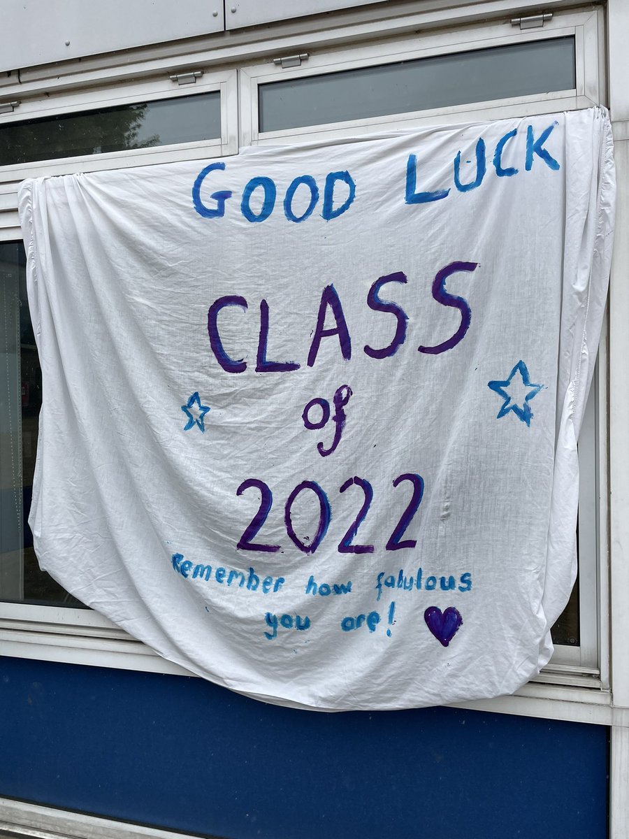 KerryMorell3's tweet photo. 💭💭about the end of the school year… @stjdinnington Y6 really are a fabulous group of children &amp; I wish them all the luck in the world as they take their next steps. We had a lovely final few weeks, making the most of the ☀️ &amp; I’ll remember this special class for a long time ❤️ https://t.co/5RnJUhnJDs