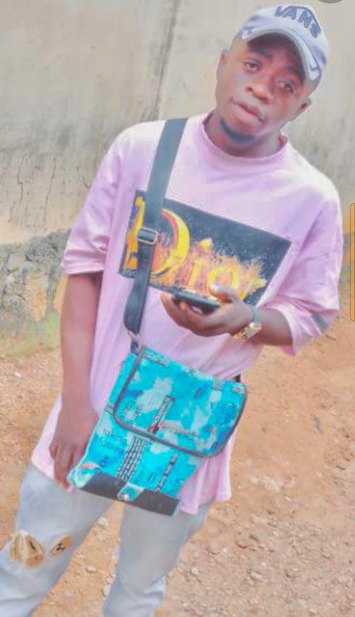 Iamlilwithness's tweet photo. All glory to Almighty Allah for the kind of mercy giving to me in All way, I don't have much to say than alhamdulillah 🙏🙏🙏 https://t.co/aE08blzVGp