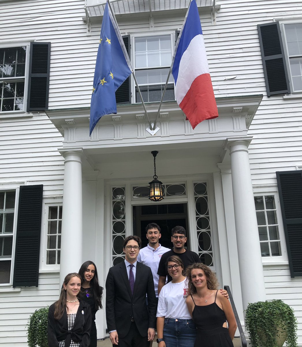 Un grand plaisir de parler des Etats-Unis et de la France avec les jeunes pleins de talent de l’association « Sport dans la Ville » <a href="/SDLV_Officiel/">Sport dans la Ville</a>, en voyage à #Boston