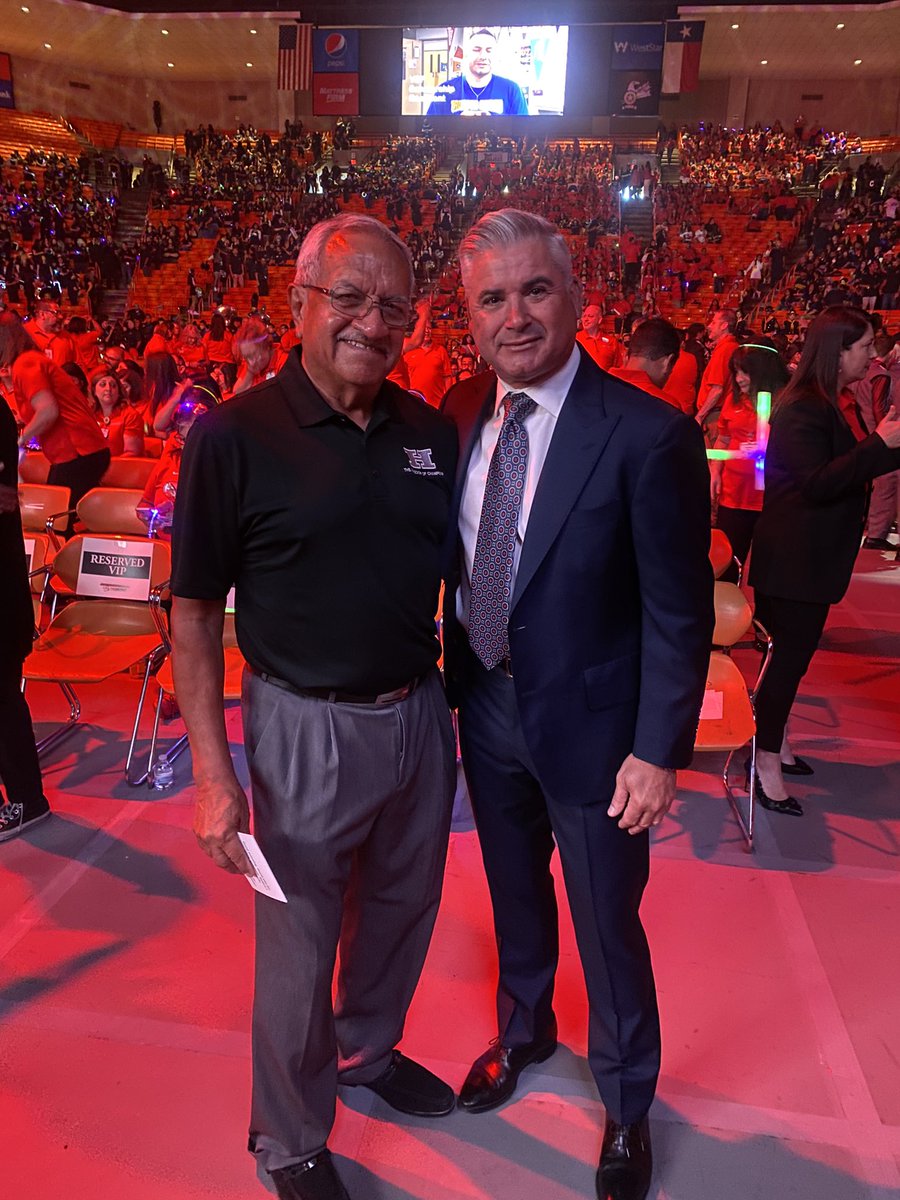 YsletaISD's tweet photo. Our Superintendent & Board President are happy to welcome all @YsletaISD staff members to the 2022 #YISDconvocation.
#THEDISTRICT
#WeDeliverExcellence https://t.co/df0By8TBAz