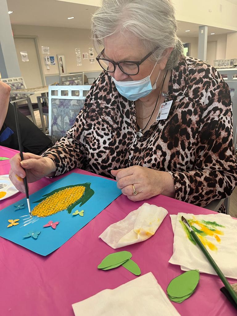 BeaconOfLifeNJ's tweet photo. Our Beacon Participants are showing us their creative skills with a corn painting!
#elderlycare #seniorcare #seniorservices #healthcare #eldercare #senior #seniorcitizens #skillednursing #caregiving #nurses #adultdaycare #adc #daycare #inhomecare #athomeservices #BeaconofLIFE https://t.co/ReKWxW0rs0