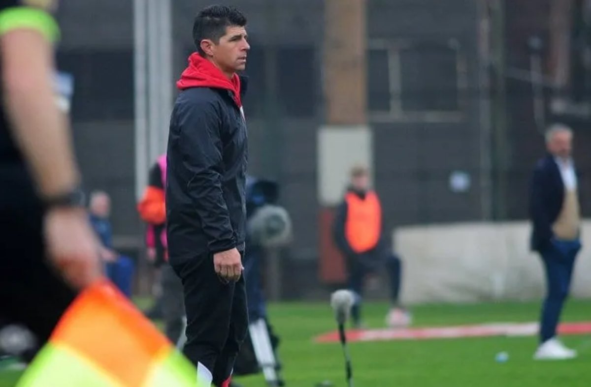 Mati_Martinez's tweet photo. Claudio Graf renunció a su cargo de DT de Reserva (e interino) de #Independiente .

Esta junto a Yoyo Maldonado en el predio viendo si dirige con #Colon o no. https://t.co/Sr1OtjXRse