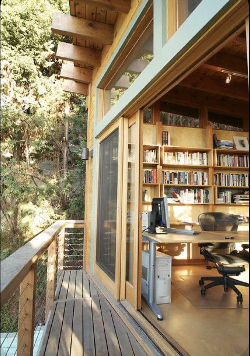 KRSWriting's tweet image. ✨manifesting✨ a reclusive writing cabin

#WritingCommunity #writerlife