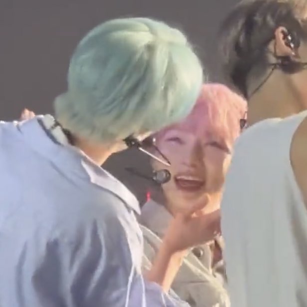 palcheokkitty's tweet image. his cutie smiley face help meeeee 😭