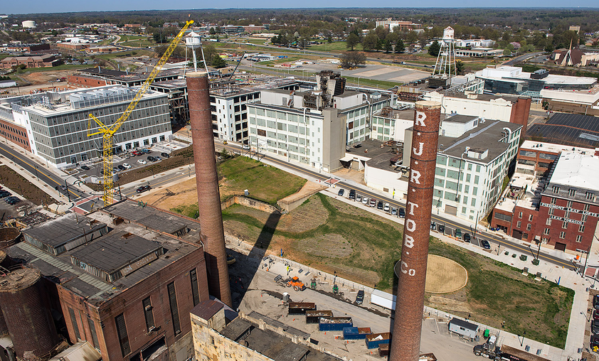 innovationqrtr's tweet photo. Hard to believe how far we've come, but we've got the pictures to prove it! Check out some of our favorite before and afters. #transformationtuesday #findyourspot #downtownwinston #wsnc #experienceiQ https://t.co/oDRpCgMOyQ