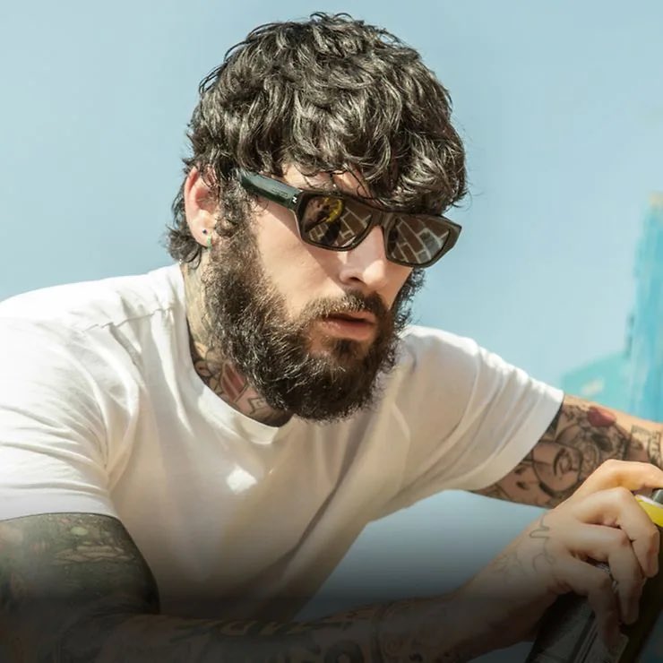 ZMupdvtes's tweet photo. 📸 | New photos for Zayn x Arnette!

#ZAYNxARNETTE https://t.co/uWalOJjHTo