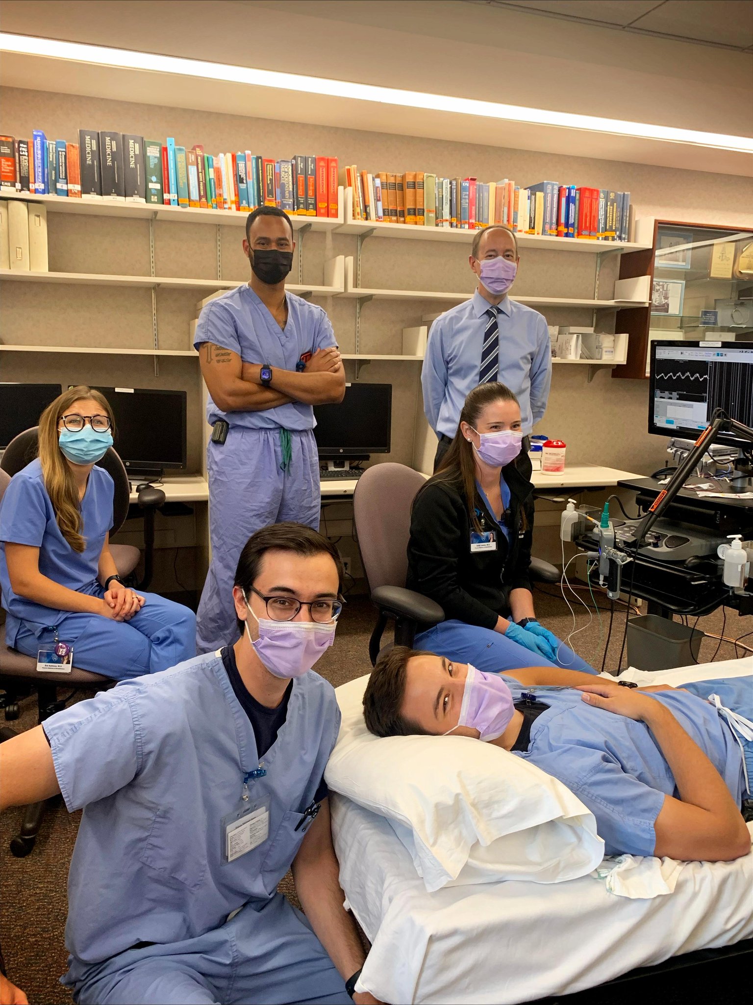 Mayo Clinic Neurology Residency on Twitter "Drs. Hass and Goodwin (PGY3) are joined by their PM