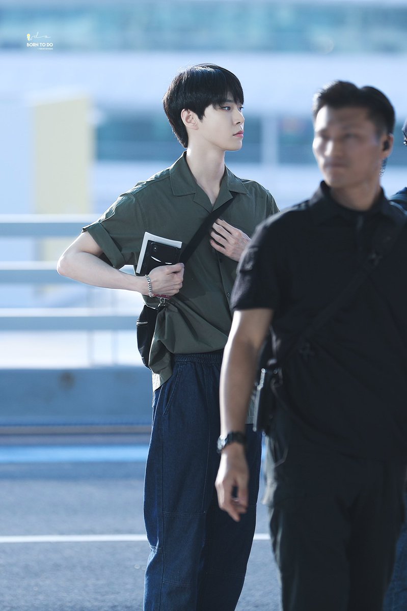 timetodoyoung__'s tweet photo. https://t.co/DkFRPXOOQC