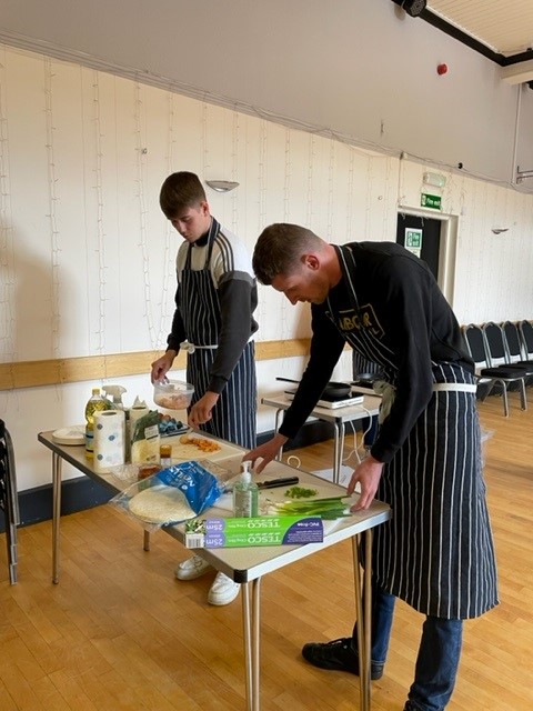 RebeccaL_ENABLE's tweet photo. Day 2 Part 1 of The Hospitality Academy with @Hub_Internation and @ENABLEScotland #AllinMoray!
Learning about the coffee process from coffee cherry to cup โ๏ธ And then quesadillas for lunch ๐ฎ Full of energy for Part 2 this afternoon! ๐ช https://t.co/HlQQDvxAis
