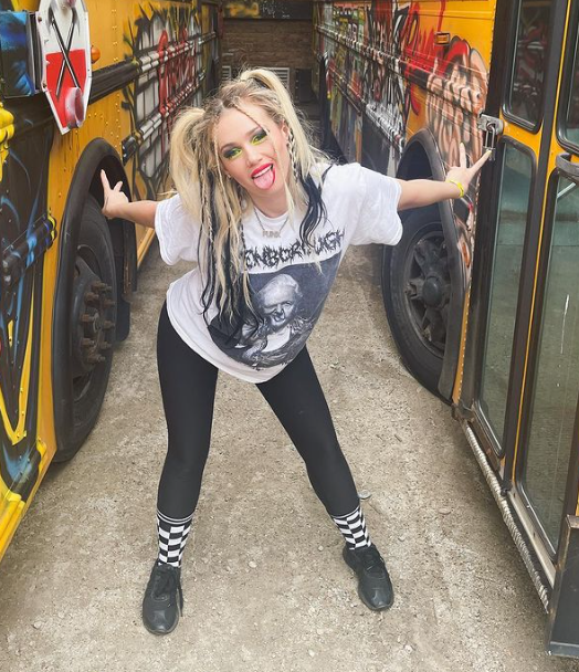 PyperFrenZ's tweet image. Putting the feelers out for signings with new promotions. I may be going to a place near you or to a place away from you. Regardless of which place I go, my destination will be the same and that's to the top.

💥Nyah!💥