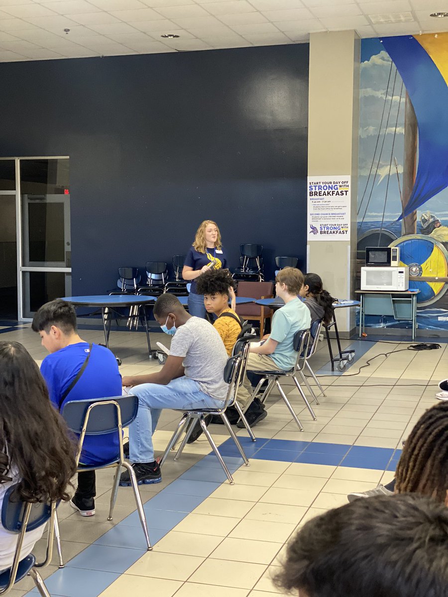 LhsavidV's tweet photo. Look at our P-TECH AVID students showing up for Summer Bridge.  #LamarP-TECH #LamarAVID https://t.co/jvSeCJX5UE
