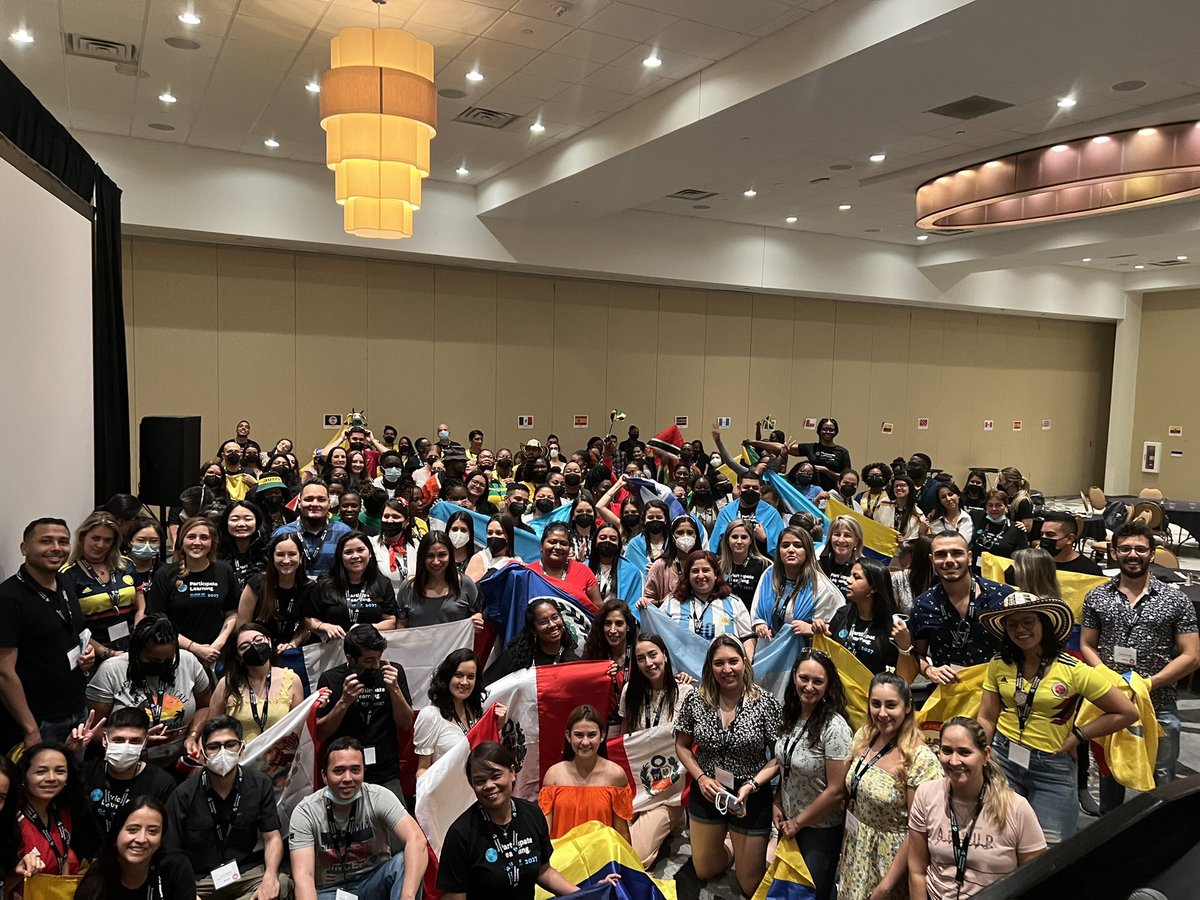 MICKAELA BUSTOS tweet media