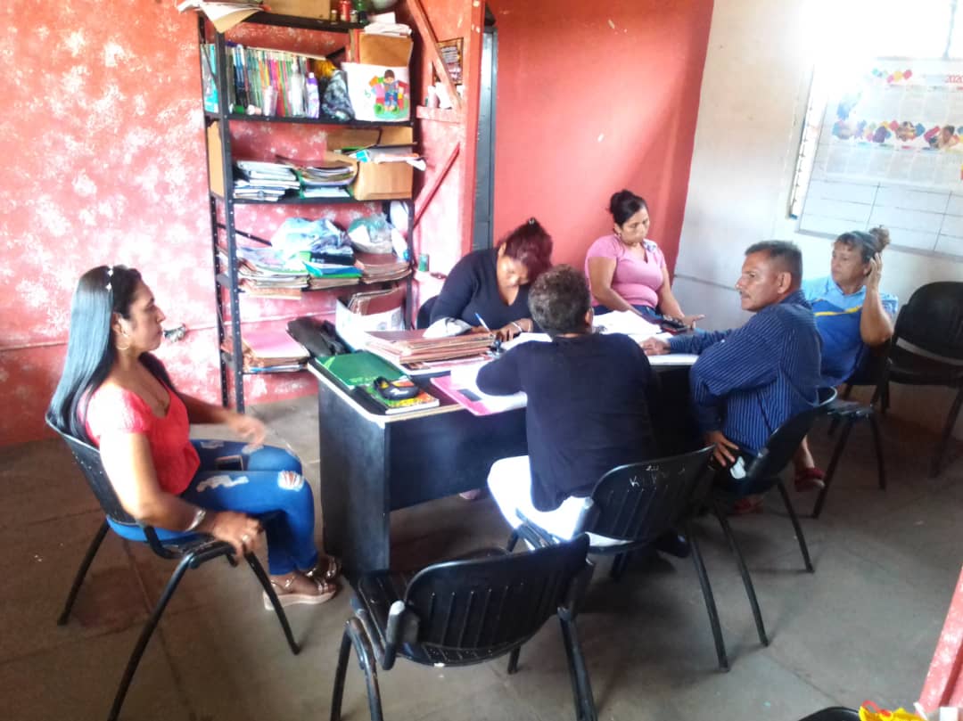 CNAEGARCIADEHEV's tweet photo. Visita cierre de año escolar: L.N. Simón Rodríguez, U.E.E. Arturo Michelena, U.E.E. Manuelita Sáenz #PuebloEnUnionNacional @NicolasMaduro @FreddyBernal @Berzabethg1 @clifmgarciahevi @CnaeTachira @GMAS_TC03 https://t.co/IFGbjg8ETH
