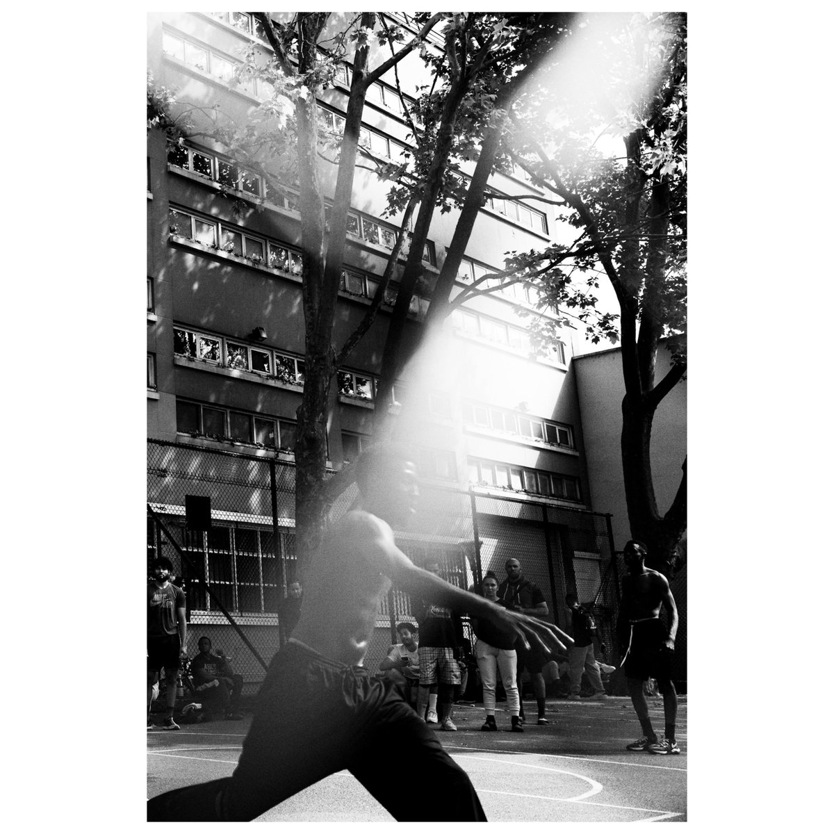 d_stoe's tweet photo. *Paris 
#streetphotography #photography #Paris https://t.co/JYVIVz9mCK