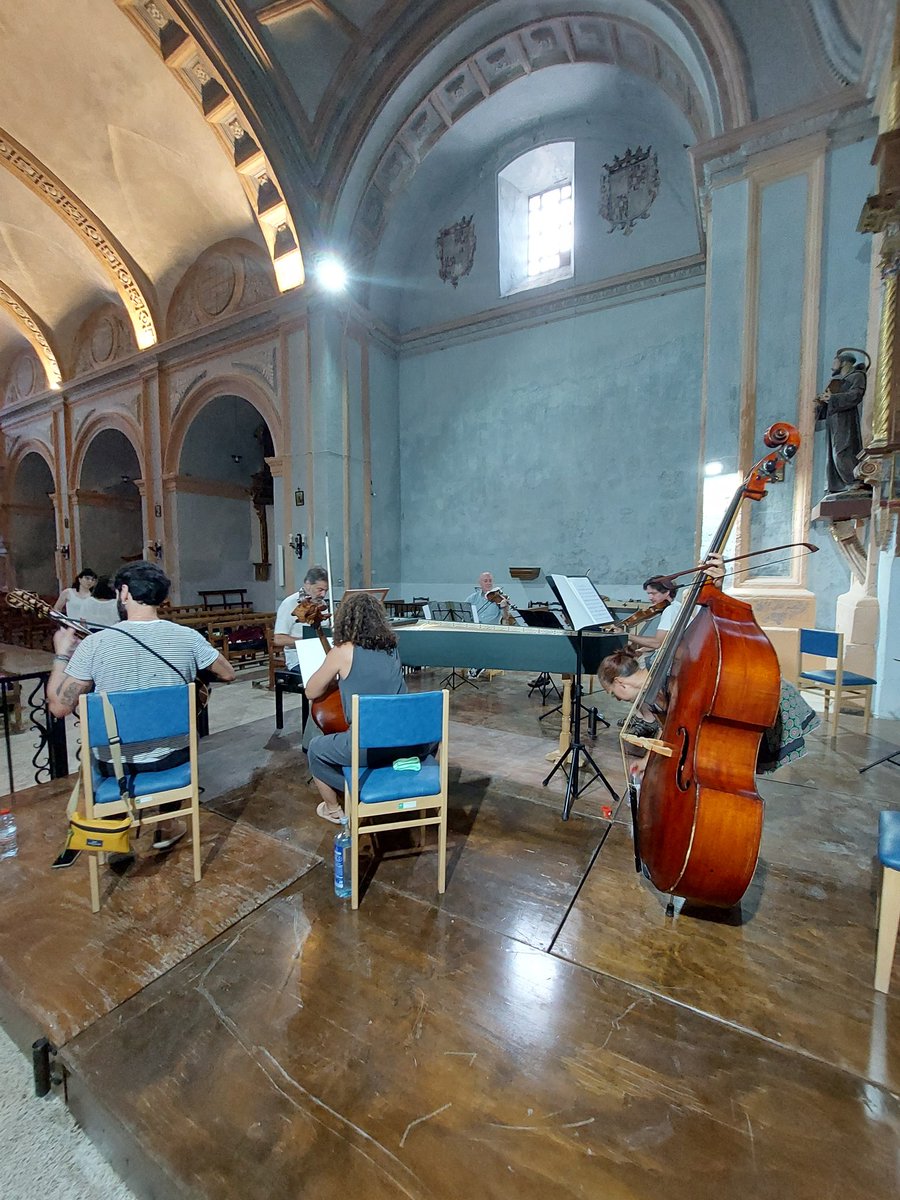 Preparando nuestro concierto de mañana de las 21h en el Castillo de #VélezBlanco en el <a href="/festimuvb/">Festimuvb</a> . Siempre volvemos con muchas ganas a este increíble lugar. <a href="/ACEcultura/">Acción Cultural AC/E</a>