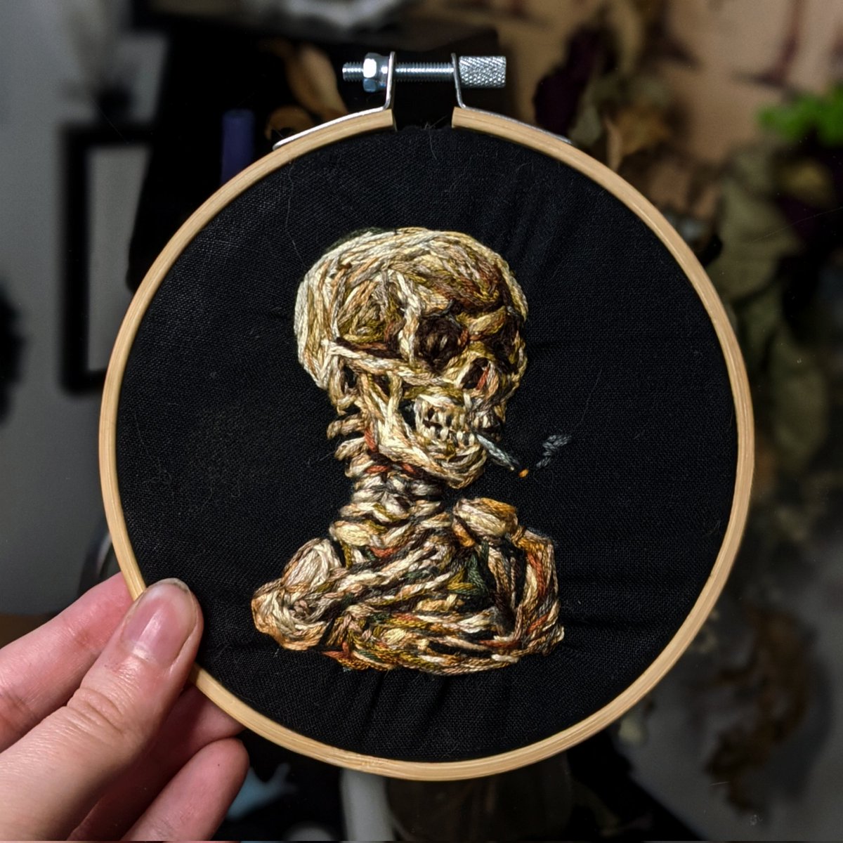colleen_daves's tweet photo. Skull of a Skeleton with Burning Cigarette 

Hand embroidery on cotton. Inspired by the 1886 Vincent van Gogh painting. https://t.co/dOov5D45TW