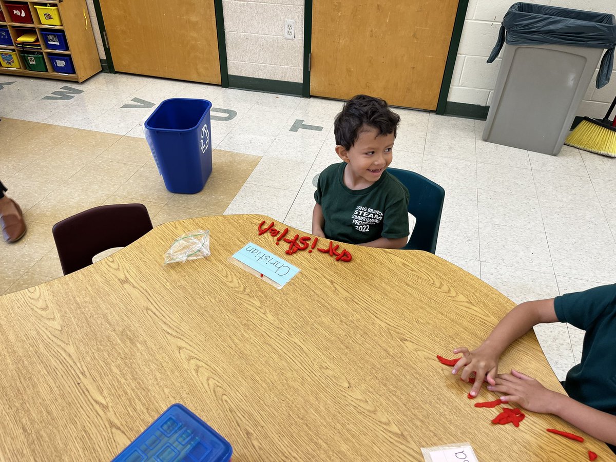 Jennifer Long (@jlong1990) on Twitter photo Practicing our names using playdoh to strengthen fine motor skills and increase our focus! Such fun!
#LBtogetherwecan @LB_SchooIs <a href="/LB_STEAM/">GLC Summer Camp 2024</a> Practicing our names using playdoh to strengthen fine motor skills and increase our focus! Such fun!
#LBtogetherwecan @LB_SchooIs <a href="/LB_STEAM/">GLC Summer Camp 2024</a>