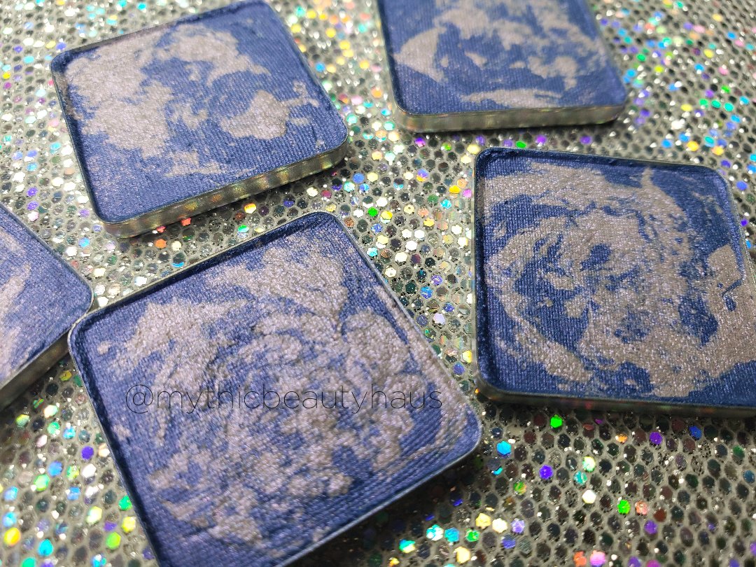 Hello Everyone! We haven't updated our profile in awhile! We will start updating more regularly moving forward! Enjoy this photo of our Crystal Dragon eyeshadow!

mythicbeautyhaus.com 

#indie #mythicbeautyhaus #handmade #supportsmallbusiness