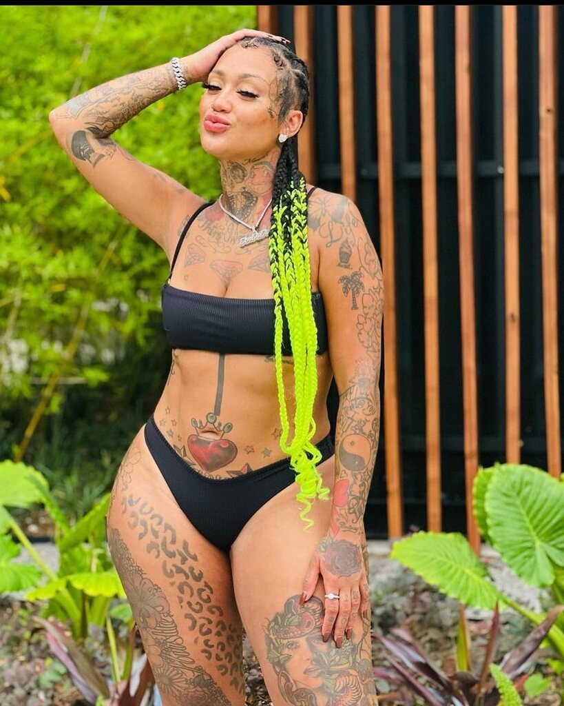 gunznink's tweet photo. Tatted / Fit Tuesday W/ @donnadadondada #gunznink #tattoo #ink #fitness #health #itisi #iamhim #mindingmybusiness #blackowned #today #showmewhatyougot #2022 #fyp #twitter #instagram #tiktok #share #repost #tellafriend #beauty #lifestyle #gains #weightc… https://t.co/b6tzaO2hRE https://t.co/Vwg8h4mhGd