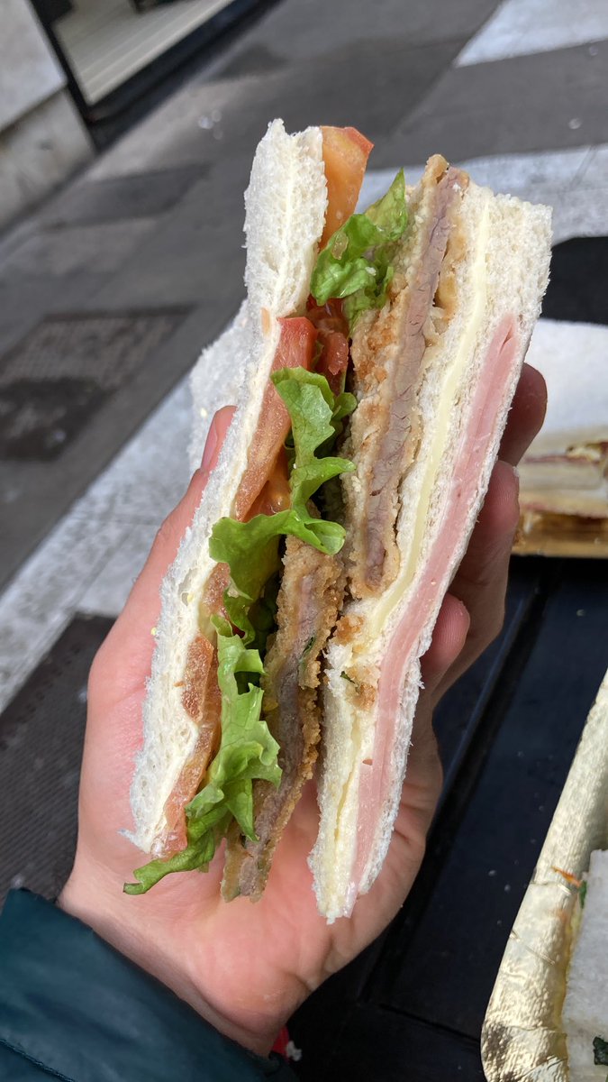 Sándwich de miga de MILANESA