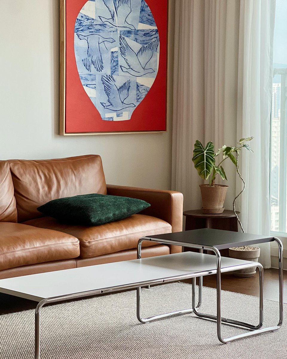 Introduced with the Wassily Chair in 1925, the Laccio Tables pioneered Marcel Breuer’s exploration of tubular steel, revolutionizing furniture construction with beautiful, simple lines that defined space like never before.

ms.spr.ly/6013jBApl
