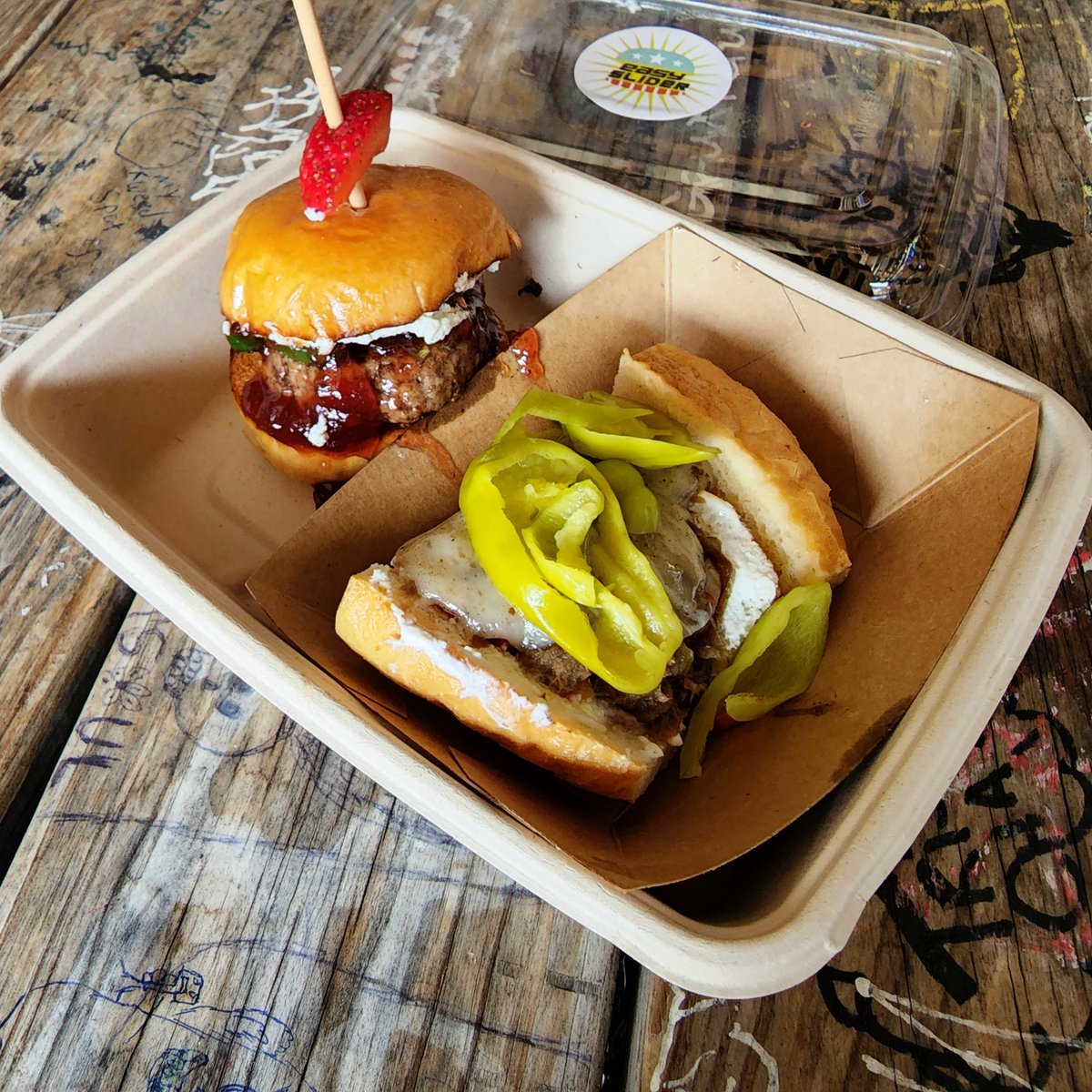 We open at 2, come hang! 🍔🍻