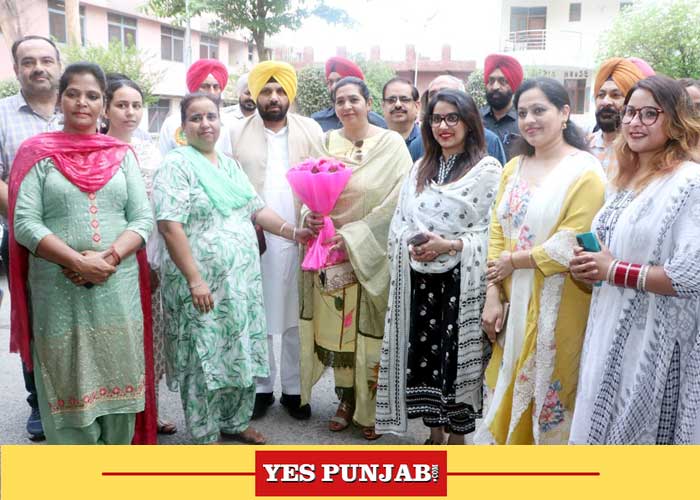 HSBawa_Official's tweet image. ਖ਼ੇਤੀਬਾੜੀ ਟਿਊਬਵੈੱਲ ਖ਼ਪਤਕਾਰਾਂ ਦੀਆਂ ਮੋਟਰਾਂ ਦੇ ਲੋਡ ਵਧਾਉਣ ਲਈ ਸਵੈ-ਘੋਸ਼ਣਾ ਸਕੀਮ ਦੀ ਮਿਆਦ ਵਿੱਚ 15 ਸਤੰਬਰ ਤਕ ਵਾਧਾ: ਹਰਭਜਨ ਸਿੰਘ ਈ.ਟੀ.ਓ.

#PSPCL #PSTCL #HarbhajanSingh #ETO #Amritsar #YesPunjab

yespunjab.com/punjabi/?p=941…