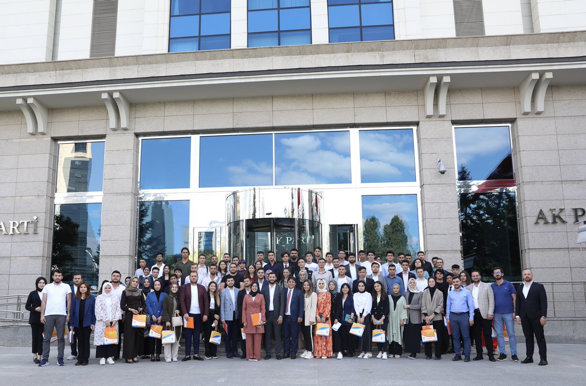 Yeni Seçmen Çalıştayı ✅ 

<a href="/AKGenclikGM/">AK Gençlik</a> <a href="/eyupkadirinan/">Eyyüp Kadir İnan</a>