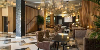 6 Ways to Elevate the Hotel Bar - Here are opportunities to maximize revenue and guest satisfaction at the hotel bar.
hubs.ly/Q01hB6GQ0