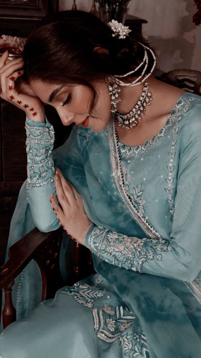 saherxmaya's tweet photo. ITS MAYA DAY
#happybirthdaymayaali @mayaali07 https://t.co/Og4XW7n20R