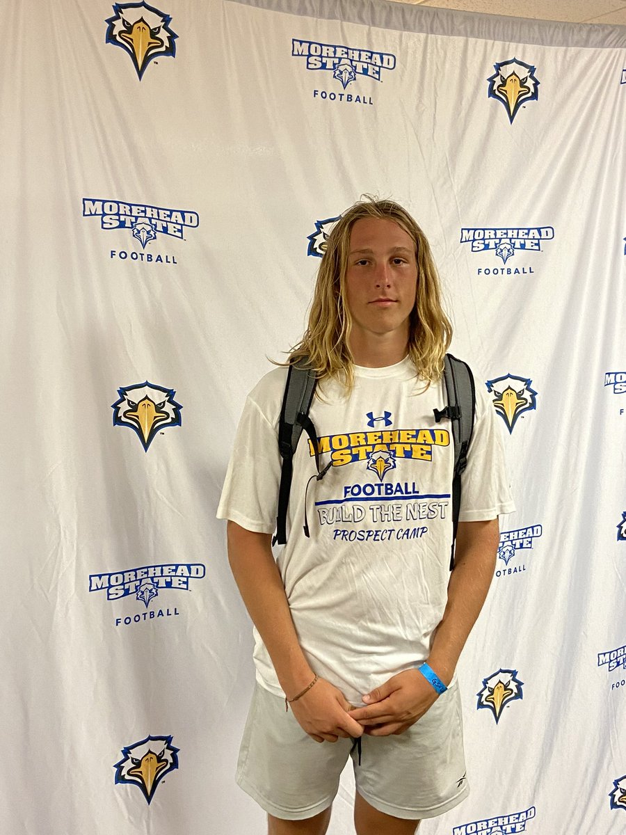 RyanIams's tweet photo. Thanks for your time @CoachV93 had a great camp and learned a lot! Looking forward to keeping in touch with you https://t.co/OwHe0nLYyz