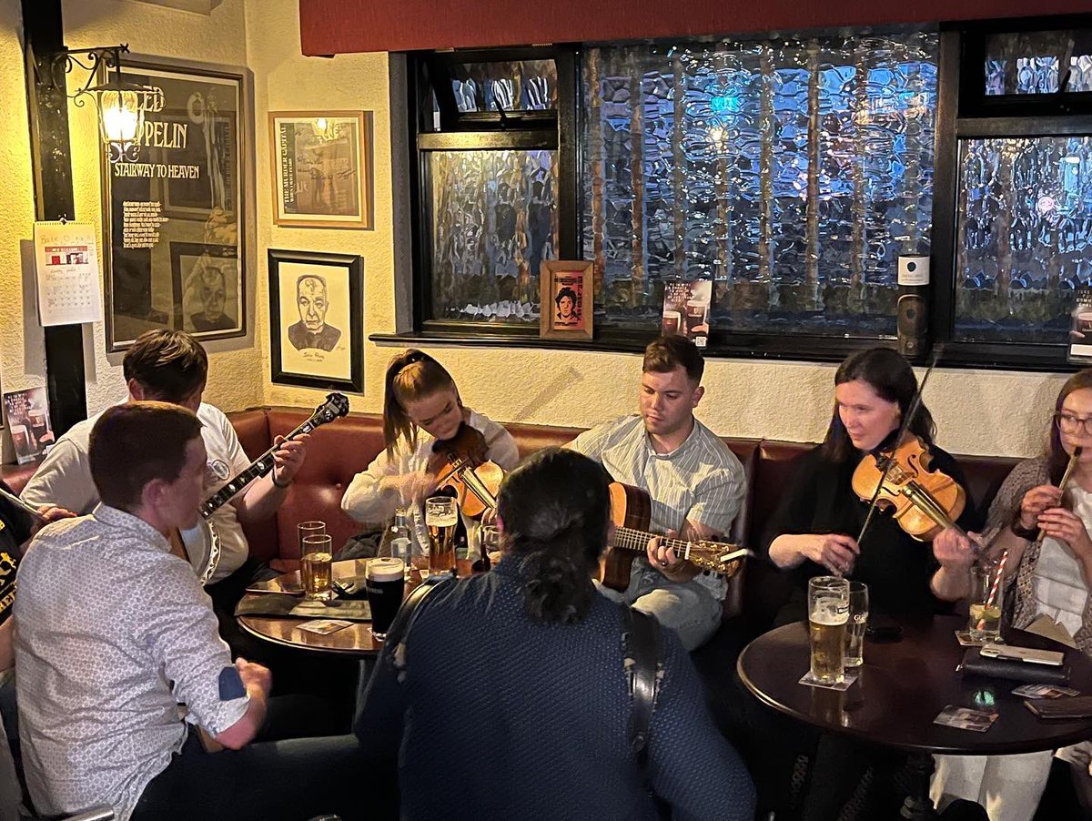 CeolnaCoille's tweet image. Thank you for helping us celebrate 10   Years @CeolnaCoille Summerschool @CulturalCentre @LionraLC @ColaisteAiligh for continued support @DeptCulturelRL @govisitdonegal @donegalcouncil for its funding support join us again 10-14 July 2023. #LocalLive #ceol22