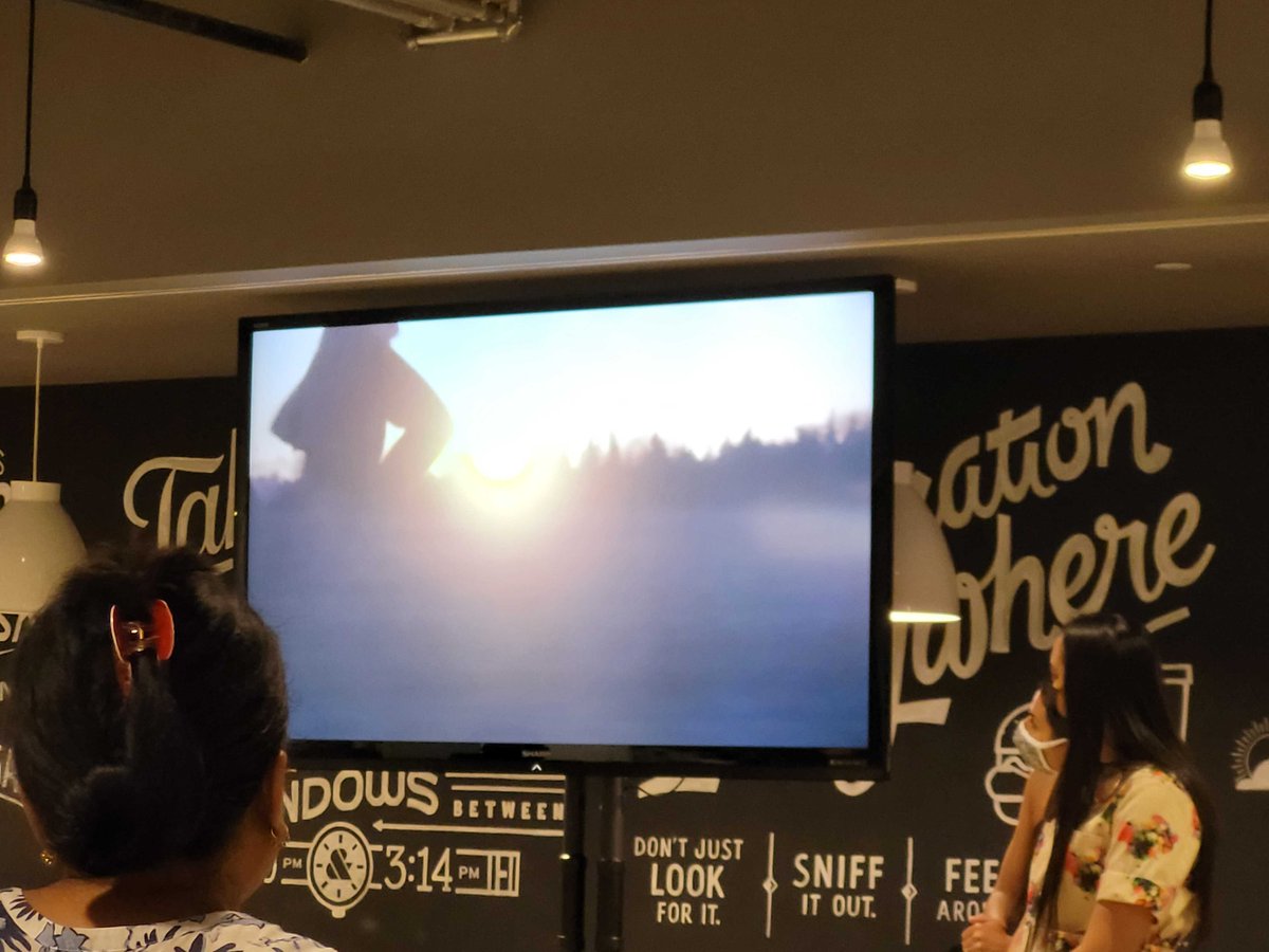 girlswritenow's tweet photo. #OmniWomenNY Co-President Alex Cuevas opens #TakingRootLive and tells attendees more about Girls Write Now's partnership with 
@BBDONY before kicking off the event with a special presentation of our #DifferentPerspectives campaign! 

https://t.co/UWqfpd8s1P https://t.co/rwANAxnQMH