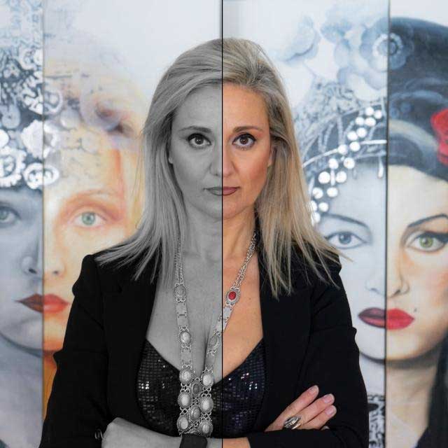 CardPrediction's tweet image. Today we are proud to announce our collaboration with the Spanish artist @carmenLopRey  and her spectacular work about women who, due to their  strength and perseverance, have marked our existence. 😍 Just Brilliant!
carmenlopezrey.com/obras.html
@ElizabethUKRPG @RoyalFamily