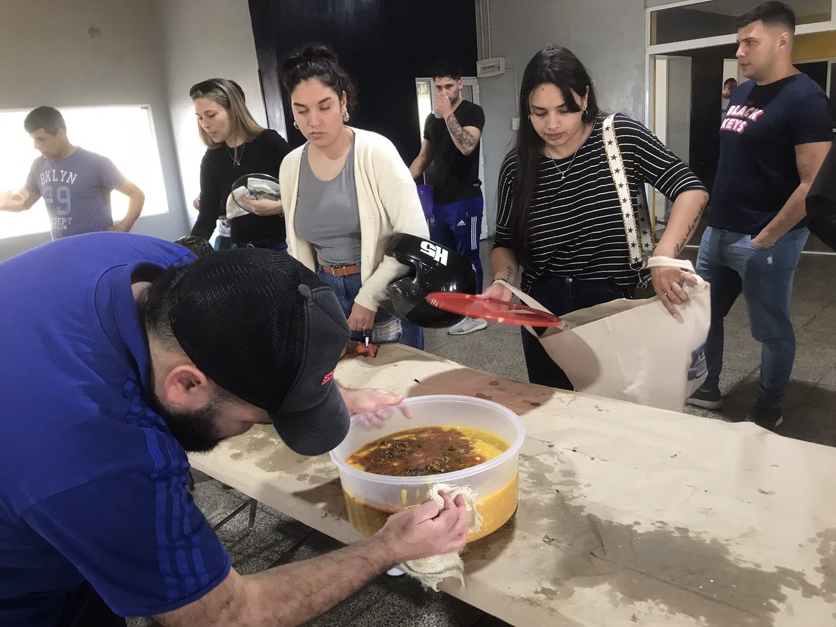 SanFcoEsDeBoca's tweet image. EL LOCRO AZUL Y ORO !

Asociación Civil Peña Boquense San Francisco agradece el constante apoyo de la ciudadanía.

Gracias a los que vendieron a los que compraron y a los que de temprano el domingo dijeron presente. 

PBSF, 52 años junto a BOCA y su gente !