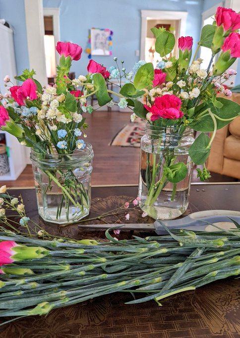 I'm feeling really anxious today... so I made a cute salad with herbs from my garden. And sacrificed<a href="/tag/mvsales"class="tags"><span>#mvsales</span></a>