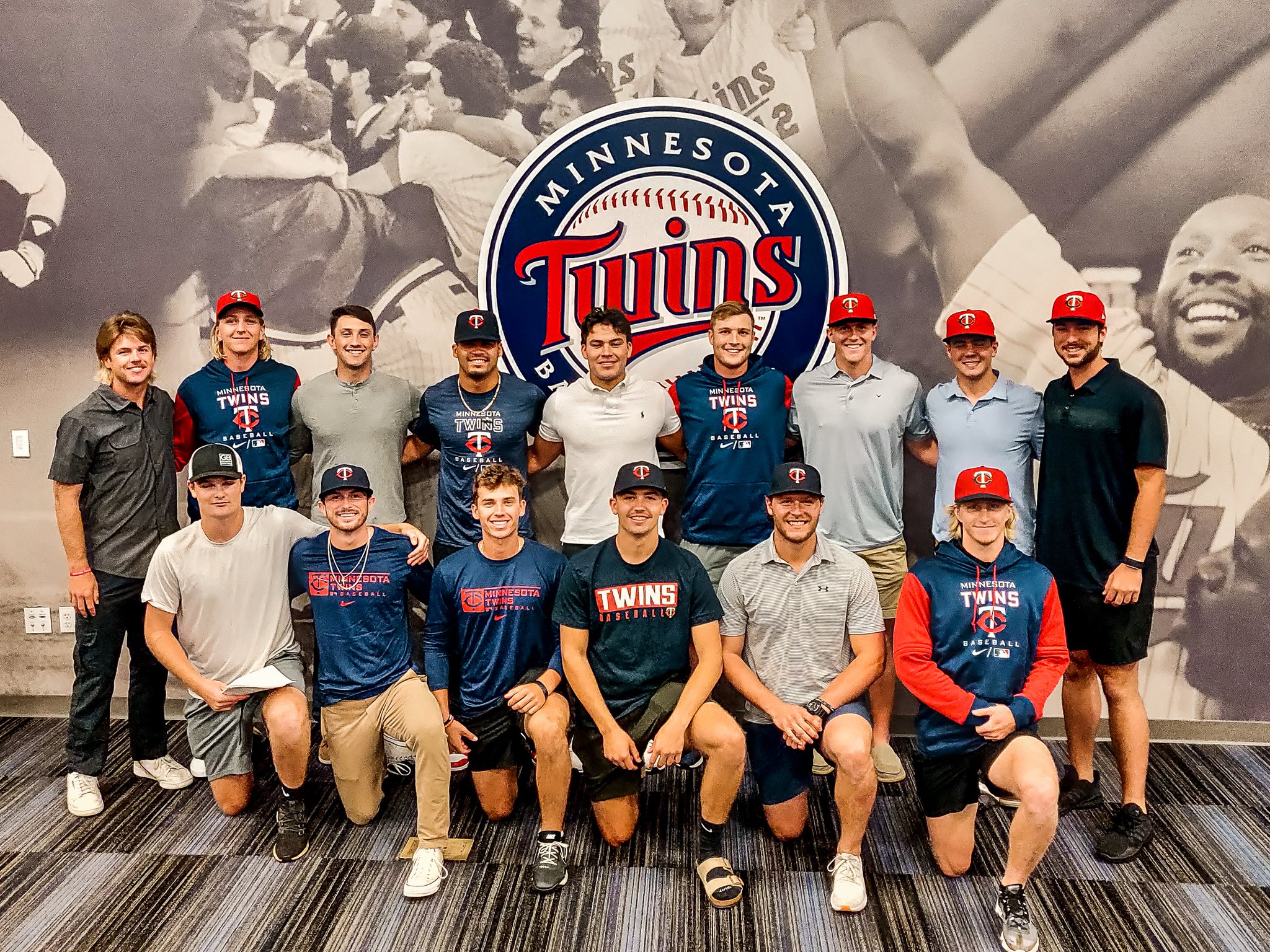 Minnesota Twins on Twitter "brookslee22 calpolystangs We have signed