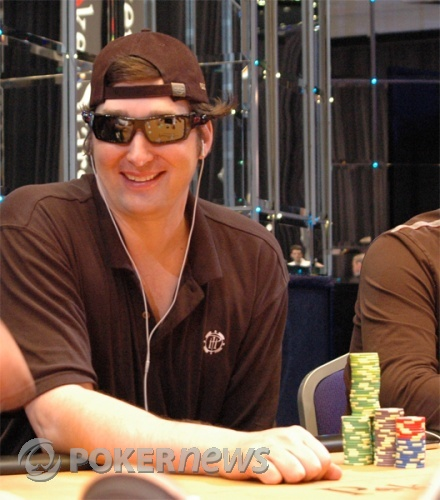 This Week In Poker History:

On July 25th in 2006, @phil_hellmuth won his 10th @WSOP bracelet in Event #34: $1k NLH! Hellmuth defeated Juha Helppi of Helsinki to win the bracelet and $631,863! At the time, @TexDolly and @ItsJohnnyChan were tied record holders with 10 bracelets. https://t.co/BwVHt3dhZT