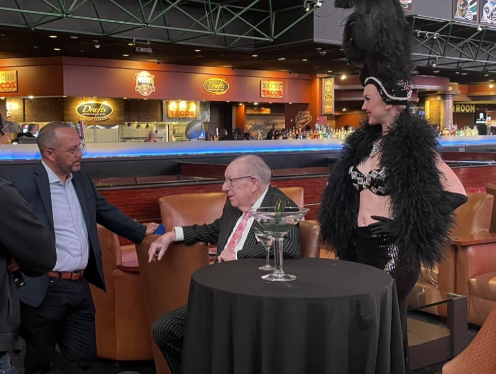 Happy Birthday to Former Las Vegas Mayor Oscar Goodman! 