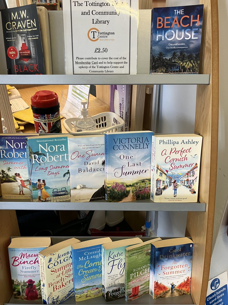 Looking for a good summer read? We have a hand-picked selection ready for you to choose from! ☀️📚