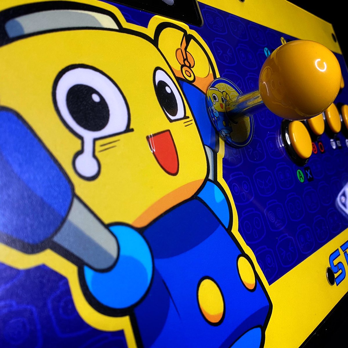 HoneydrewMT's tweet image. I updated my #razeratrox fightstick design. Got some help from Agimanji to help me make the design better. Debating on whether to take this fightstick to #evo2022 
Regardless, I definitely gotta represent #servbot as best as I can. :) Thanks @focusattack for making this easy!