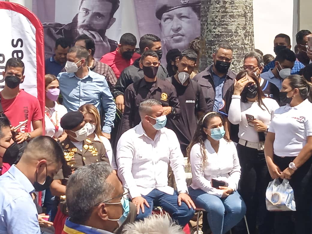 Llevamos siempre el espíritu rebelde de aquel joven Fidel de 27 años y de sus compañeros cuando irrumpieron en el Moncada.
Que viva el 26.🇨🇺🤝🇨🇺🇻🇪🇨🇺🤝🇨🇺🇻🇪
"A la juventud latinoamericana y caribeña,  la historia nos absorbió y nos absolverá". 
#DiaDeLaRebeldiaNacional