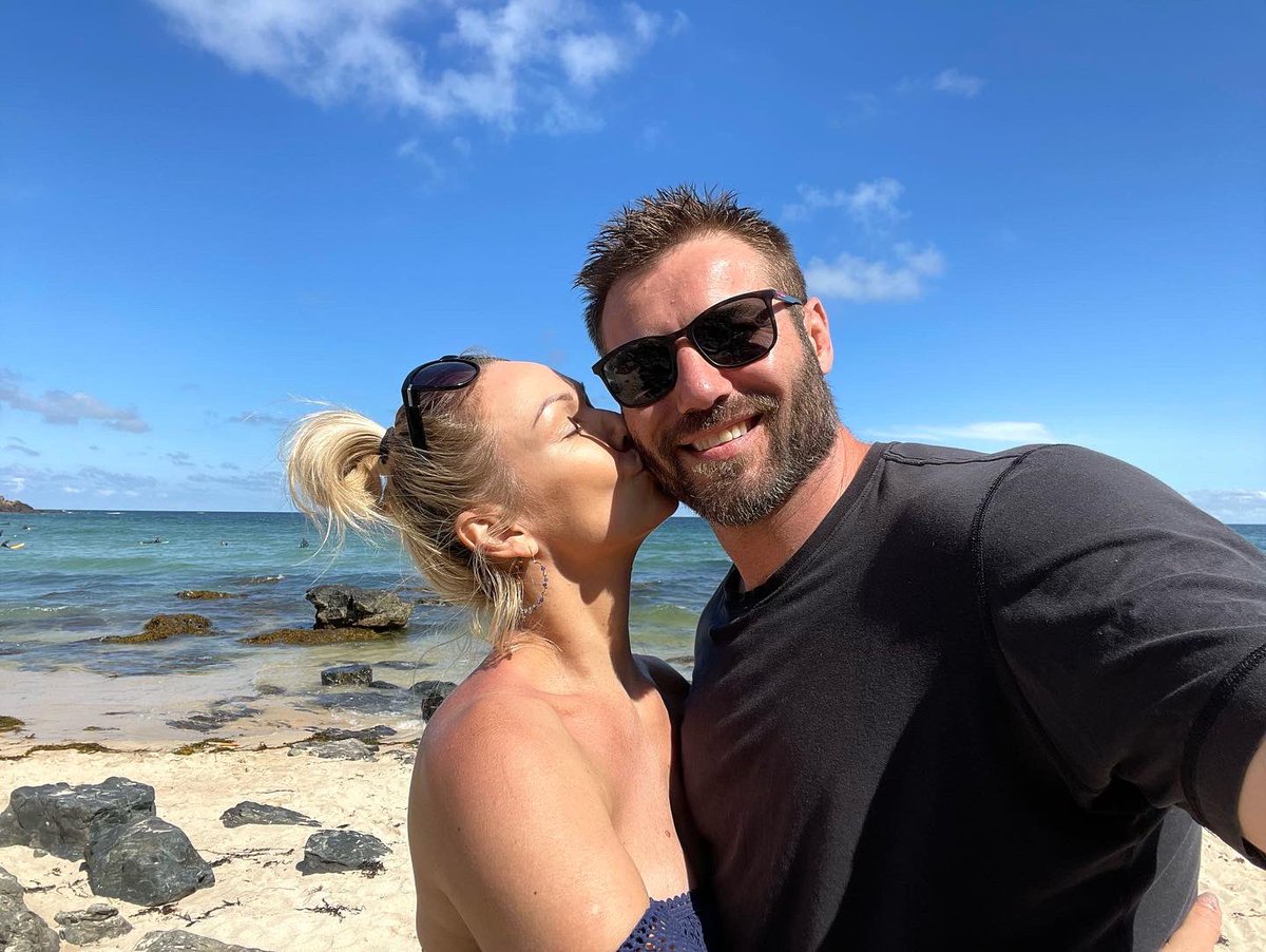 Kristina Rihanoff tweet media