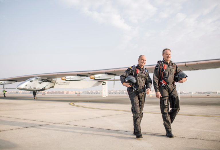 ExplorersClub's tweet photo. #OTD in 2016, the #SolarImpulse2, operated by TEC Medalists @bertrandpiccard & @andreborschberg, became the first #SolarPowered aircraft to circumnavigate the Earth.
#TechTuesday #AviationHistory #circumnavigation @solarimpulse https://t.co/5B8mW5wBGb
